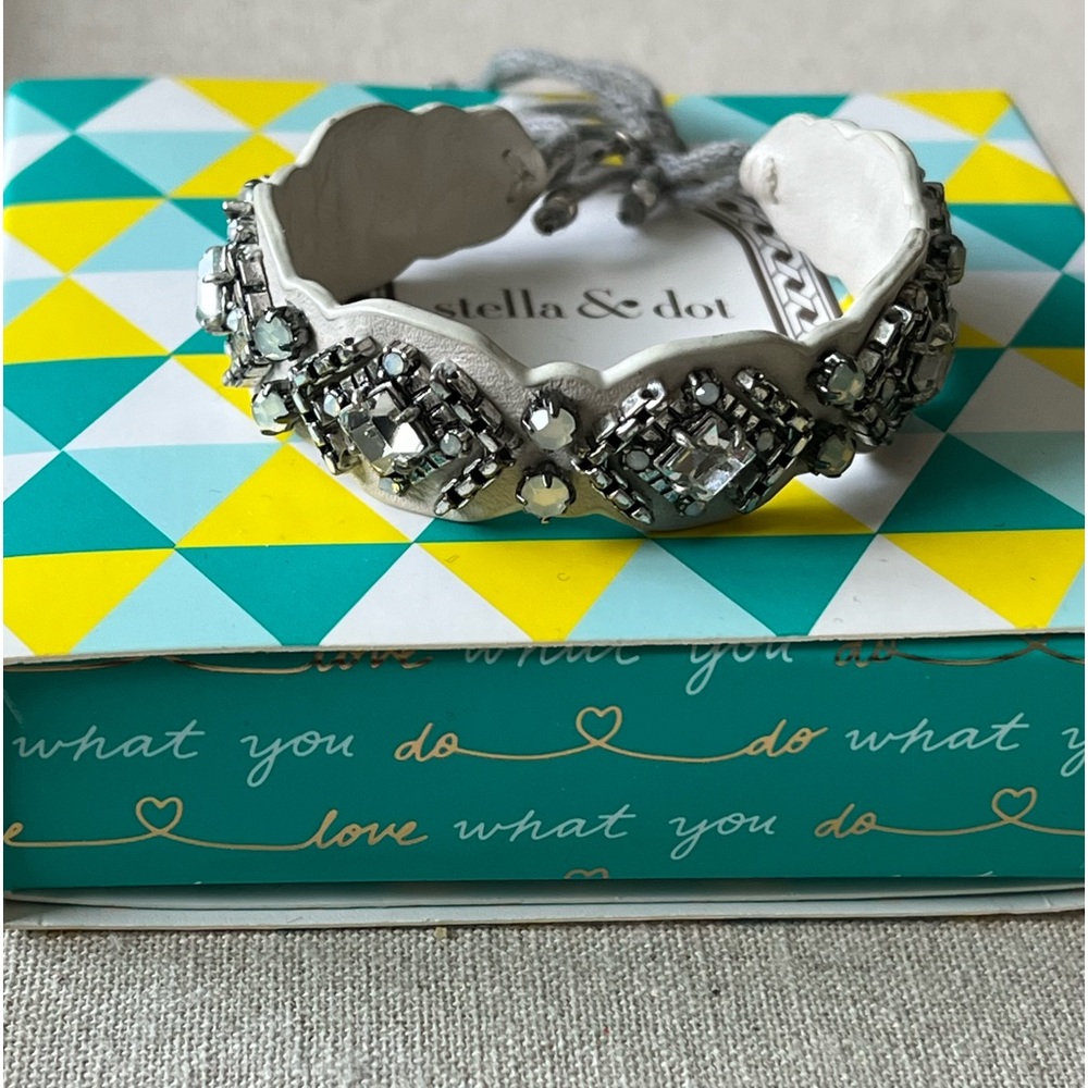 Stella and Dot Chiara Bracelet